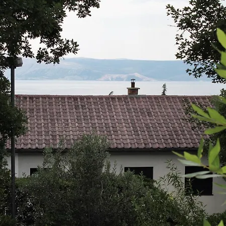 With Parking Space - 2423 Novi Vinodolski